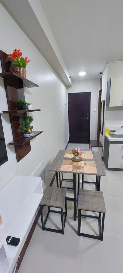 Dracarys Place 2 Condo With Balcony Unlimited Wifi Lapulapu City View Bagian luar foto