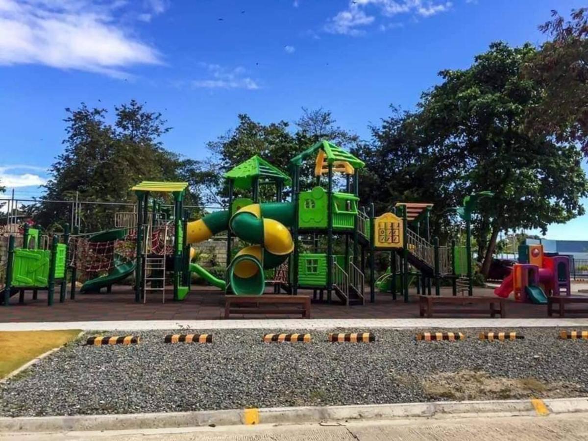Dracarys Place 2 Condo With Balcony Unlimited Wifi Lapulapu City View Bagian luar foto