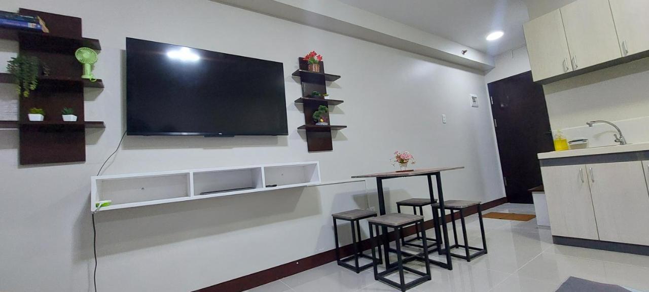 Dracarys Place 2 Condo With Balcony Unlimited Wifi Lapulapu City View Bagian luar foto