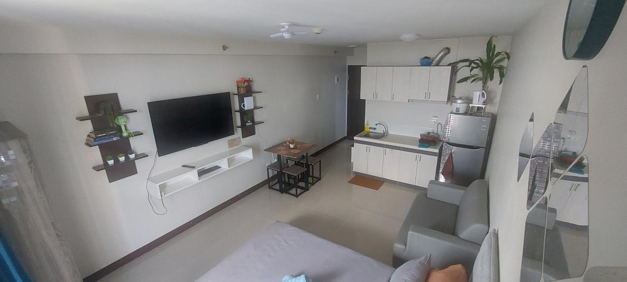 Dracarys Place 2 Condo With Balcony Unlimited Wifi Lapulapu City View Bagian luar foto